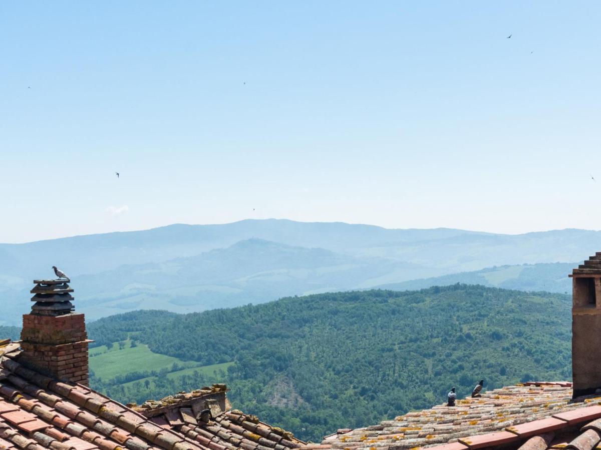 Belvilla By Oyo Affreschi Montecastelli Pisano Bagian luar foto
